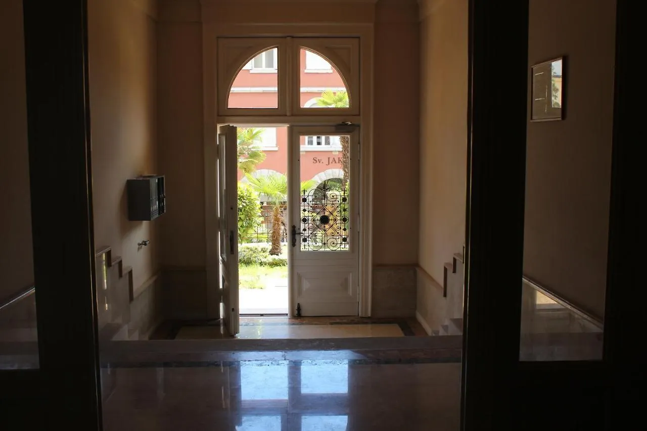 Sunny Park Opatija Apartment