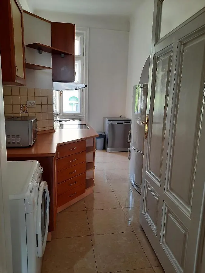 Sunny Park Opatija Apartment